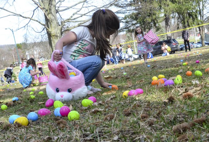 Sun shines over Brandon Park Easter egg hunt News, Sports, Jobs Williamsport SunGazette